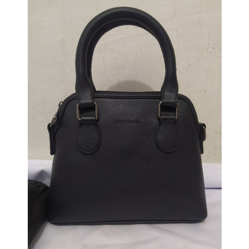 Preloved Femmebravile