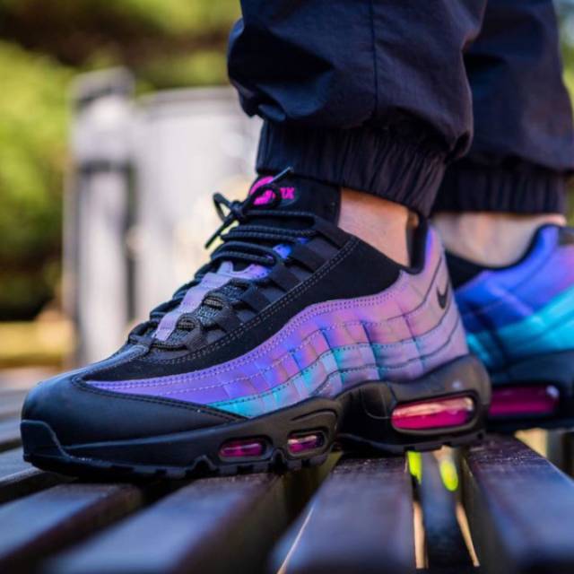 nike air max 95 premium throwback future