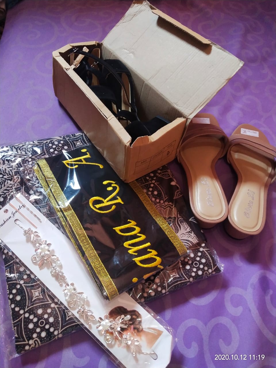 Gurdo Pari Kemeja Batik Dasar Hitam Pria Full Furing Katun Primisima Batik Solo Batik Pria Eksklusif