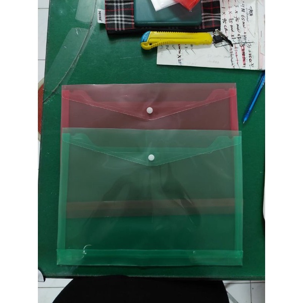 

[1 PACK ISI 12] MAP KANCING 1 TRANSPARAN BERKUALITAS