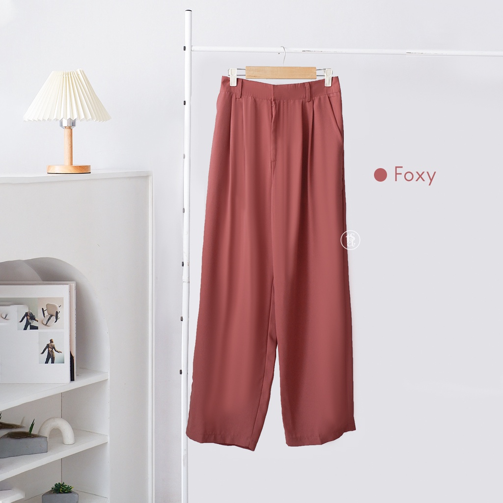 FEMME HIGHWAIST CULLOTES PANTS / CELANA HIGHWAIST WANITA