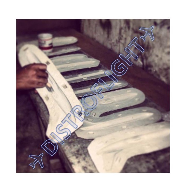 Miniatur Pesawat Kepresidenan Republik Indonesia Boeing 737-800Ng