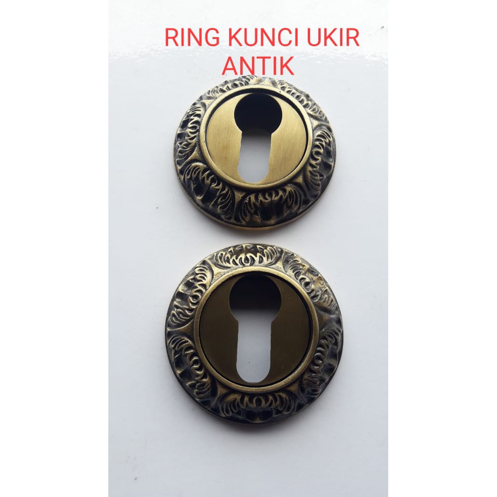 Lubang kunci kuningan antik