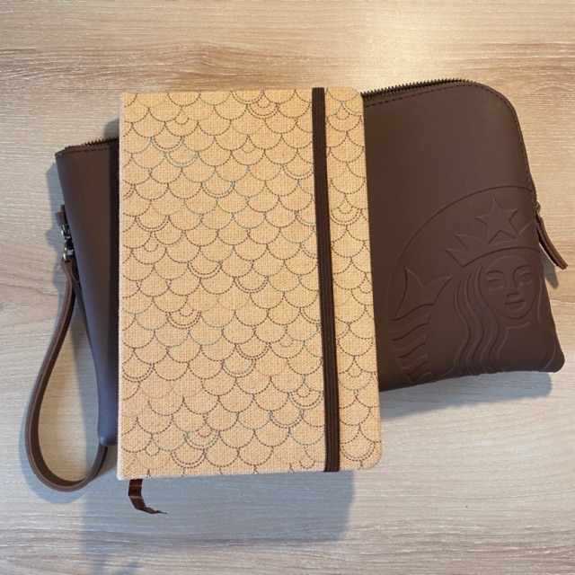 

Starbucks Pouch-Planner 2020