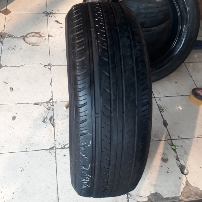 BAN DUNLOP GRANDTREK ST30 225/65 R17