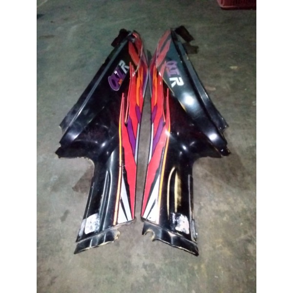 Sepasang Cover Body Belakang Kanan Kiri Yamaha Alfa Champ Ori