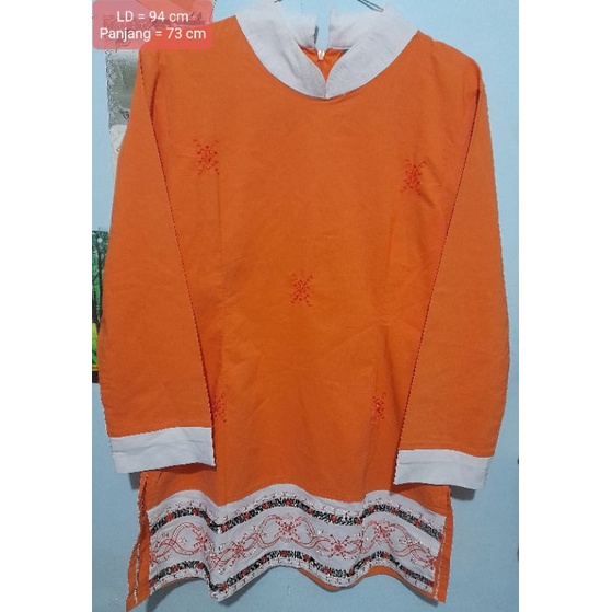 Preloved Atasan Tunik Wanita Orange Bata Branded By Allysa