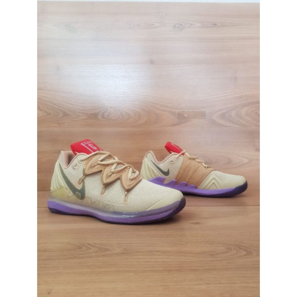 Nike kyrie Irving 5 low