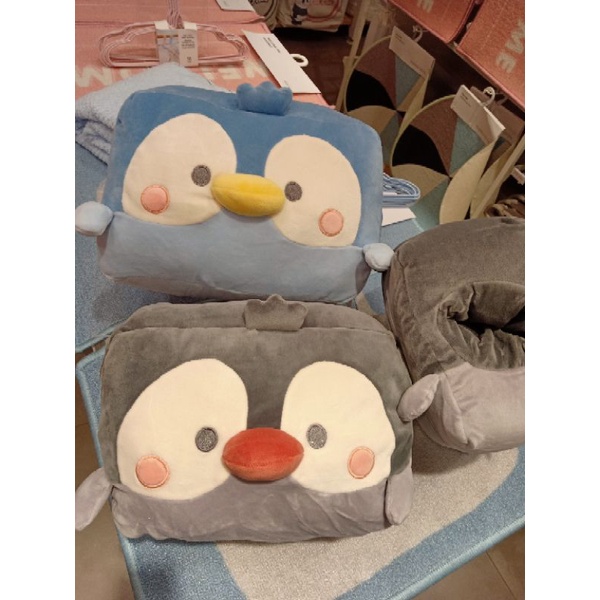 Miniso penguin nap pillow bantal tangan pinguin boneka pinguin boneka tangan