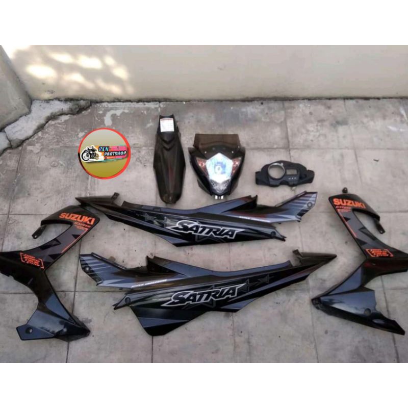 Cover Body Satria Fu Facelift Fullset halus hitam + mika Spedo Original