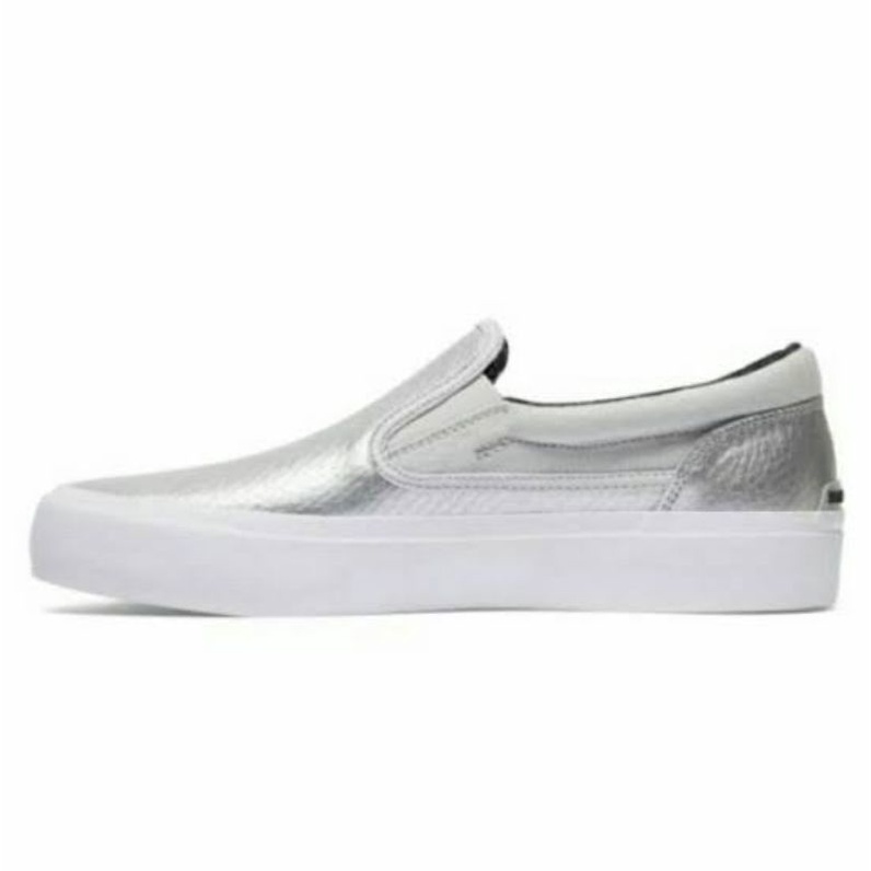 SEPATU DC SHOES USA WOMEN TRASE SLIP ON SE