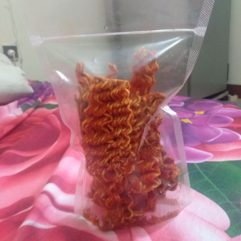 Mie kering Pedas Keju Setan