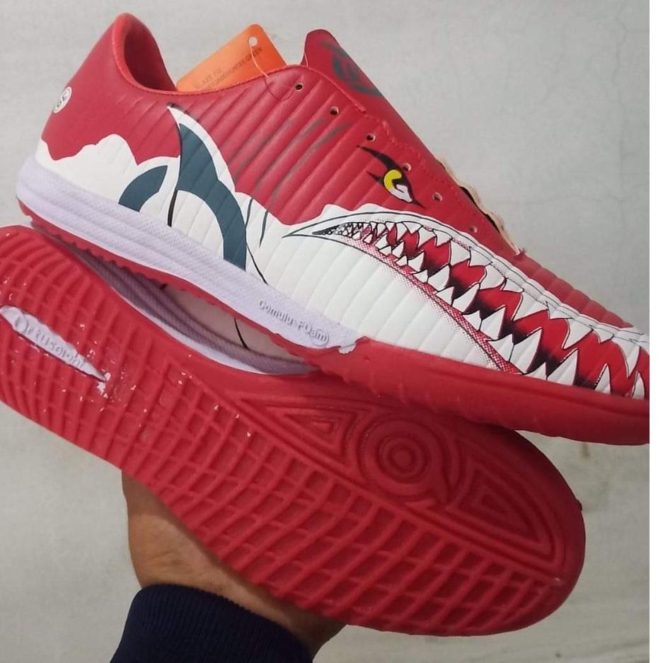 (bvnd-62) Sepatu futsal ortus catalyst requin in GHB