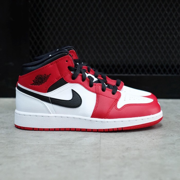 nike air jordan 37.5