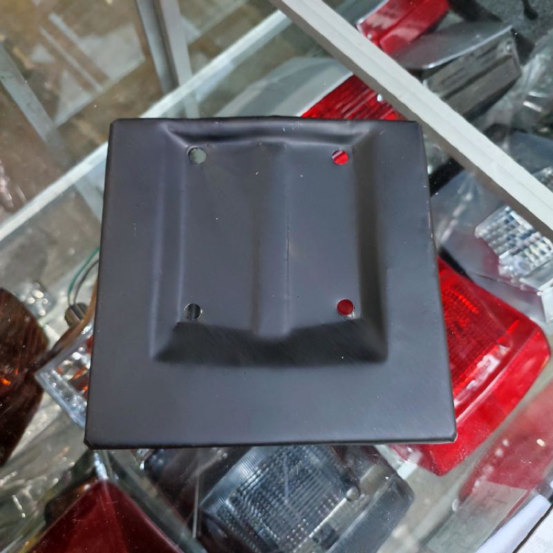 DUDUKAN PLAT NOMOR BELAKANG VESPA PTS SPESIAL VBB