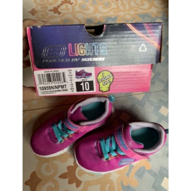 sepatu Skechers Lampu preloved