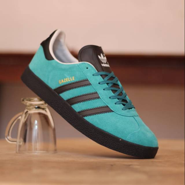 adidas gazelle tosca black