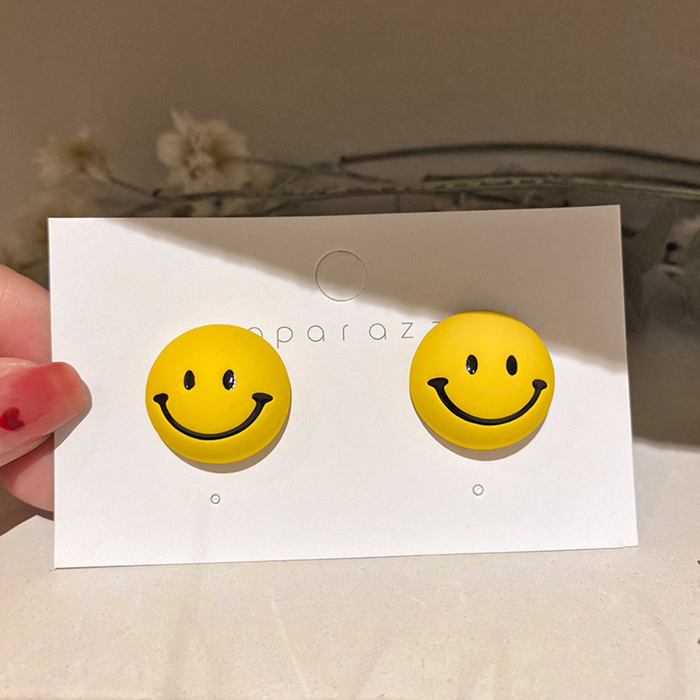 Anting Tusuk Wanita Desain Smiley Face Warna Kuning Gaya Korea Untuk Musim Panas