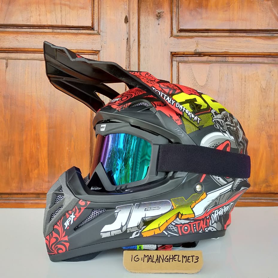 HELM JPX CROSS X16 BLACK DOFF