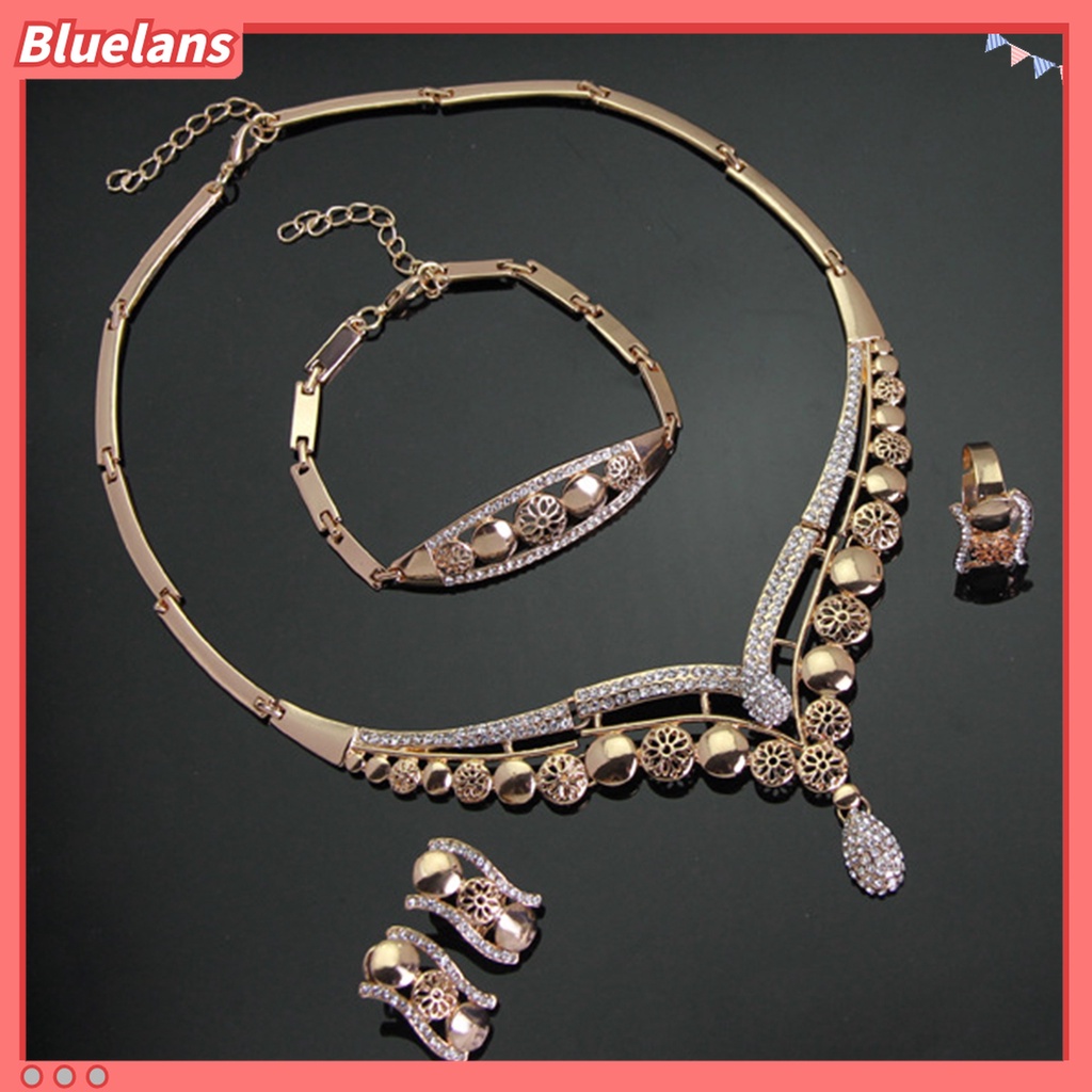 4pcs / Set Kalung Choker Anting Gelang Cincin Berlian Imitasi Bentuk Geometris Hollow Untuk Wanita