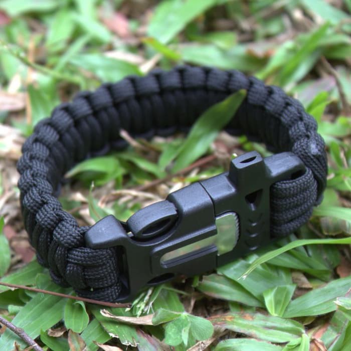 Gelang Outdoor Peluit Paracord Survival Bracelet Flint Fire Starter