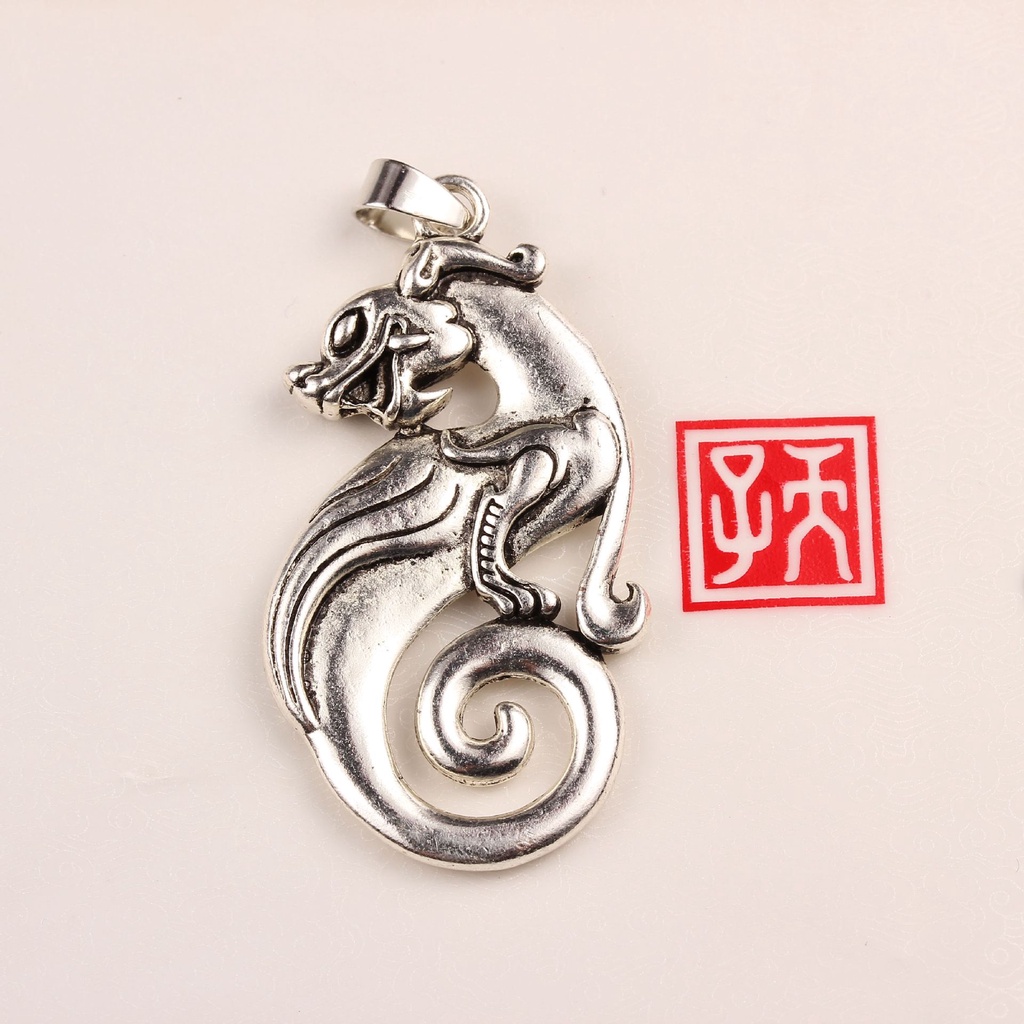 Kalung Liontin Pixiu Bahan Stainless Steel Warna Silver Untuk Hadiah