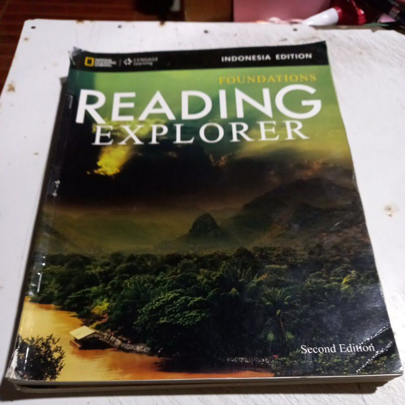 READING EXPLORER.
