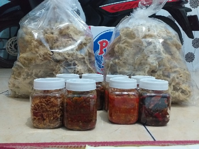 Jar / Toples / Botol Petak Kotak 200ml / 200 Ml Tutup Aneka Warna