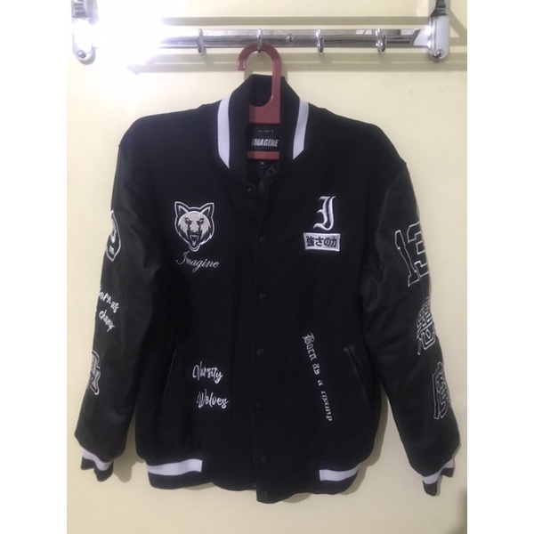 Preloved Imagineco Varsity Jacket Wolves Black (95%)