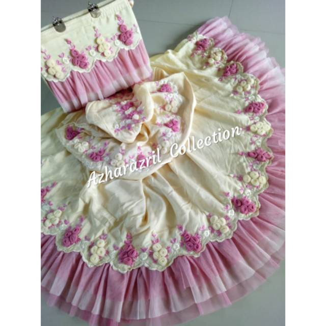 Mukena cantik rumbai