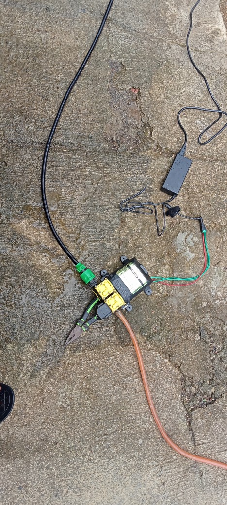 Selang High Pressure Hitam Bisa Untuk Pompa Dc