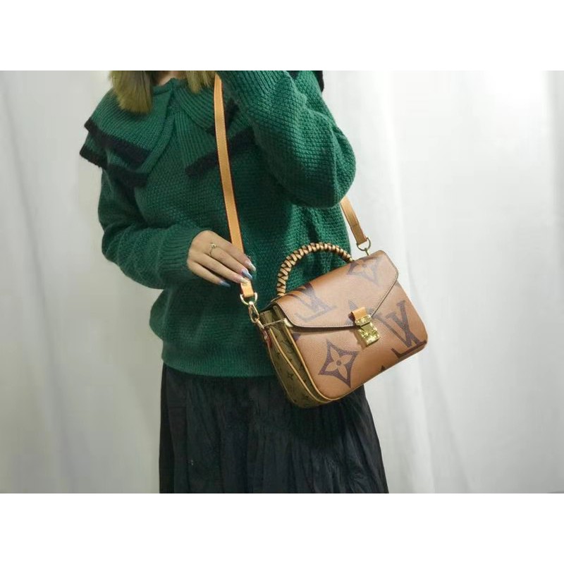 Tas Selempang Wanita Metis Monogram Giant LV 40780-8 Kepang