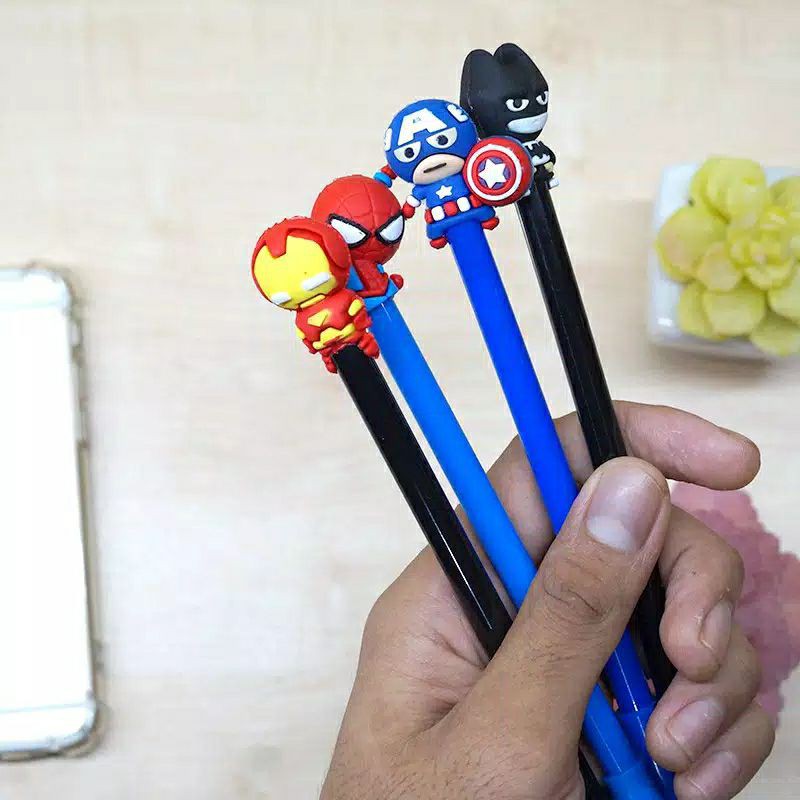 

HS Gel Pen Karakter Superhero