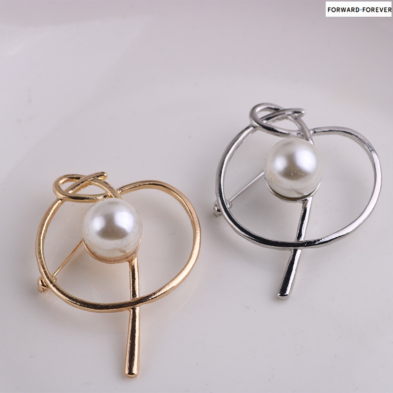 M40135 Bros / Pin Desain Simple Cantik Bebas Jahitan Warna Gold / Silver