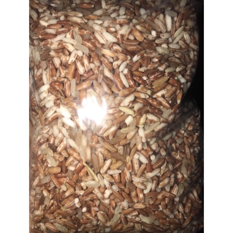 

Ketan Merah/ Pulut/ Sipuluik kemasan 1kg