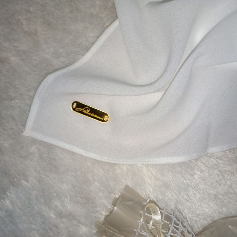 AKHWAT COLLECTIONS | PASHMINA DIAMOND CREPE ITALIANO 200X70 CM | FREE GIFT | JUMBO | PASHMINA VIRAL-Broken White