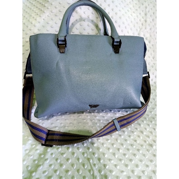 Preloved Sling bag samantha thavasa