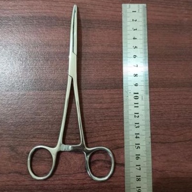 Klem Arteri Bengkok 18 cm Rochester