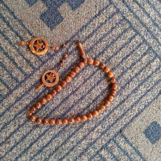 tasbih kokka bulat coklat ± 11 mm bulan bintang dobel( 11mm ) 33 butir