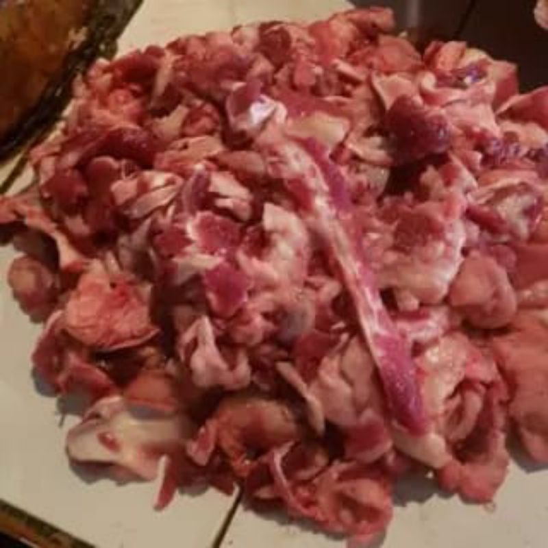 

Tetelan Daging Kerbau Halal Segar 1 Kg
