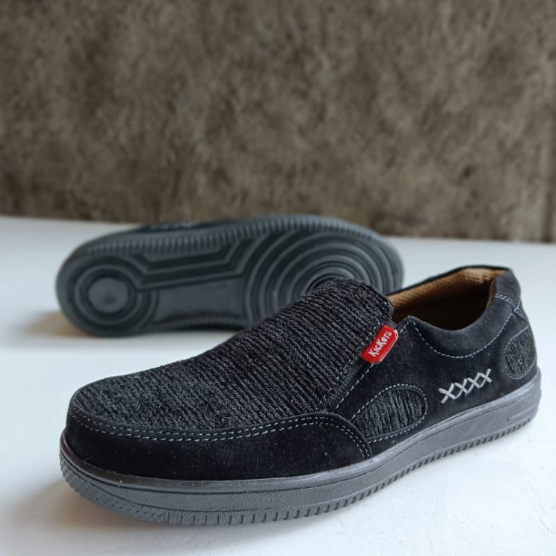 Sepatu Pria Slip On Casual/Sneakers Pria Formall
