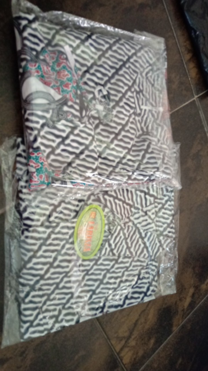 Couple Batik Seragam Kantor Motif Terbaru Termurah Di Shopee