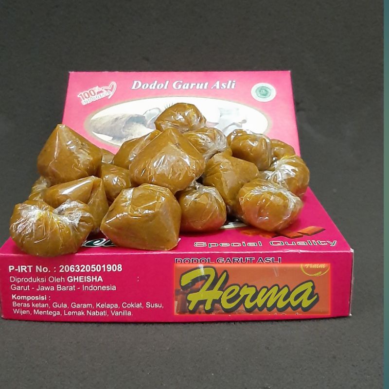 

Jajanan jadul kiloan kekinian murah tradisional khas daerah Dodol buah 500 gram cemilan jajanan oleh oleh khas garut