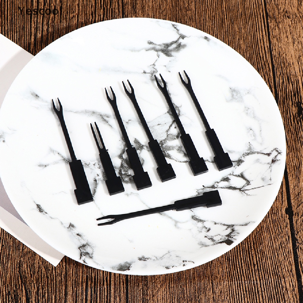 Yescool 10Pcs Garpu Buahkuemakanan Penutup Desain Piano Kartun Ukuran Mini Untuk Anak