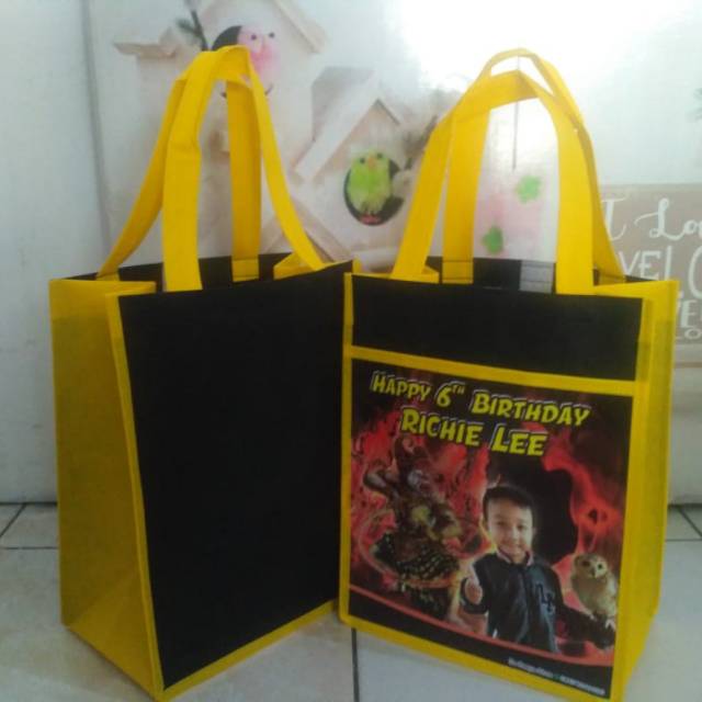 

Tas souvenir ultah termurah