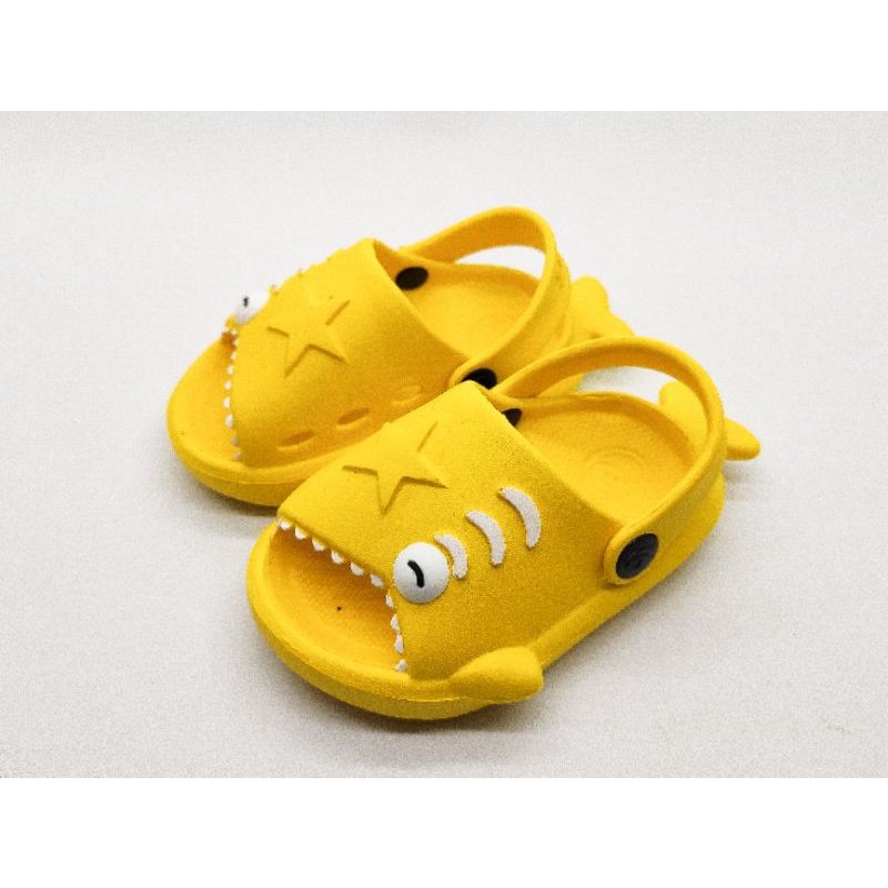 SANDAL BAIM BABY SHARK TERBARU / SANDAL BAIM ANAK-ANAK TERMURAH / SANDAL ANAK BAYI TALI BELAKANG MOTIF IKAN HIU / SANDAL GALA BABY SHARK / SANDAL BAIM ANAK TERLARIS /SANDAL DULUX / SANDAL SLIP ON ANAK / SANDAL BAIM ANAK TERLARIS / SANDAL KOKOP/SANDAL ANAK