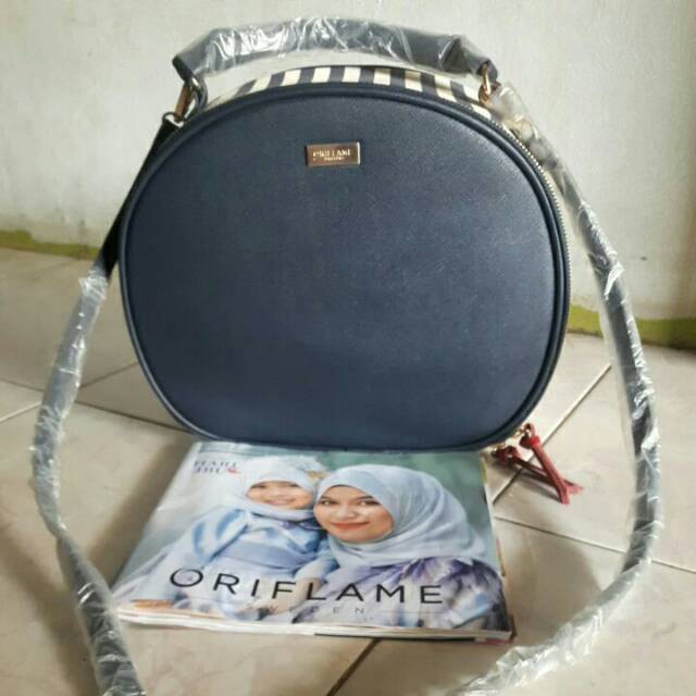 

RP 235000 HARGA NORMAL RP 569000