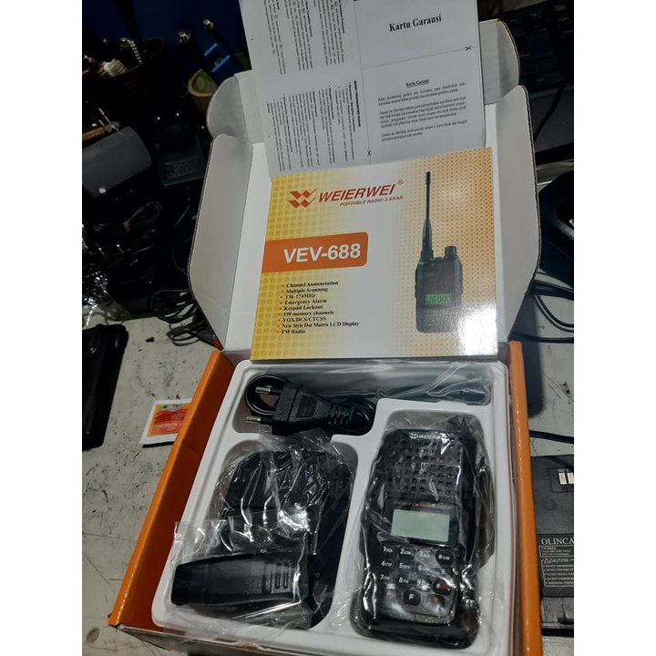 Ht Imut kecil simpel Weierwei Vev 688 Frekuensi VHF Baru Vev688 Cocok dimasukkan saku Power 5 watt b