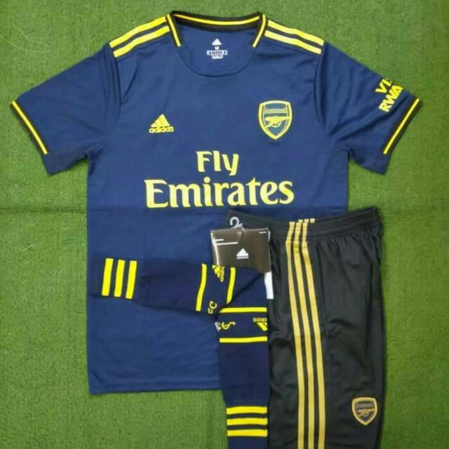 Stelan Setelan Jersey Baju  Celana Bola  Arsenal  3rd Third 