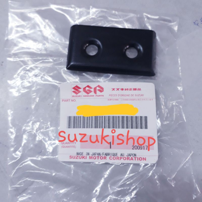 Suzuki SGP Plat Stoper Kecil Penahan Pintu Untuk Mobil Jimny Dan Katana